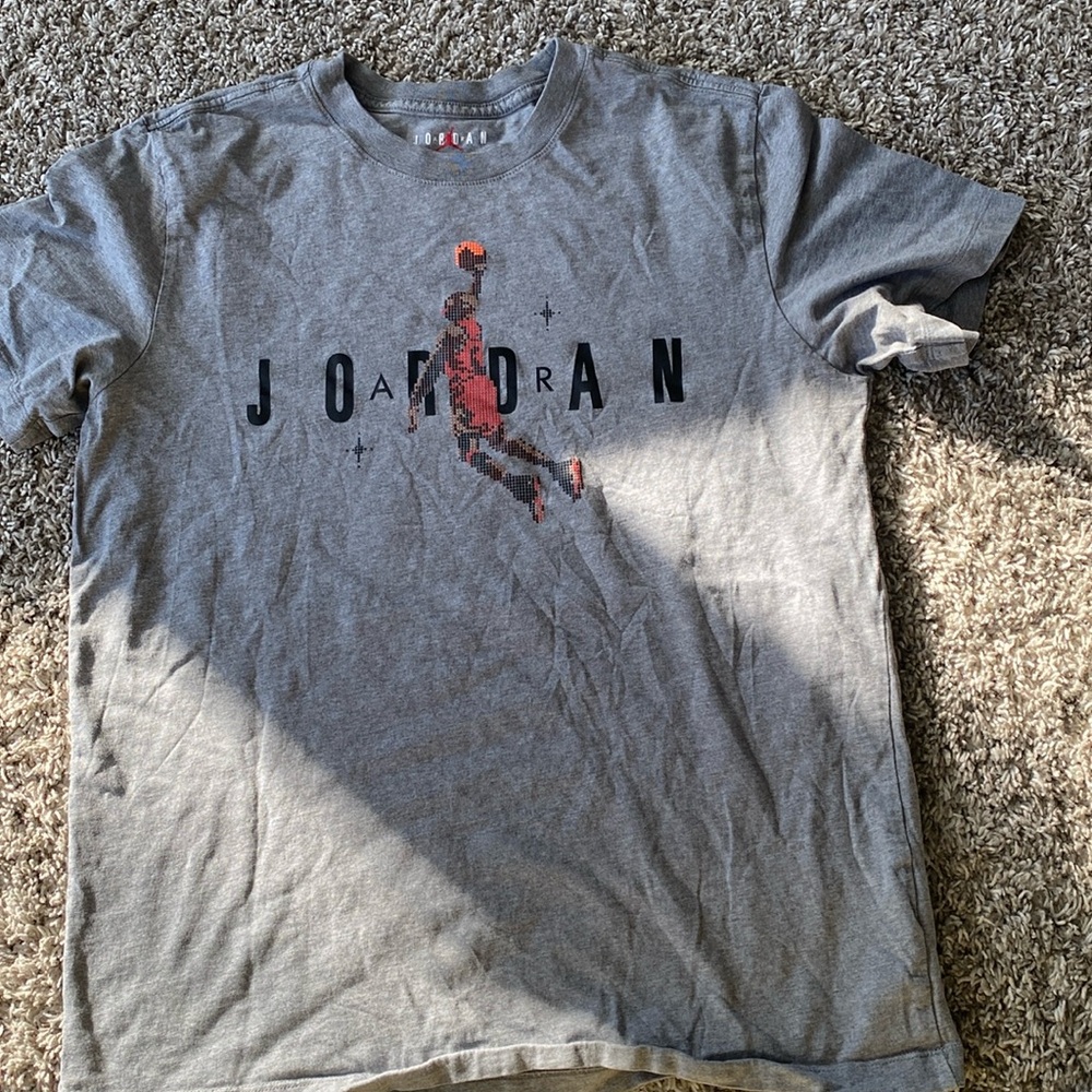 Jordan tee shirt
